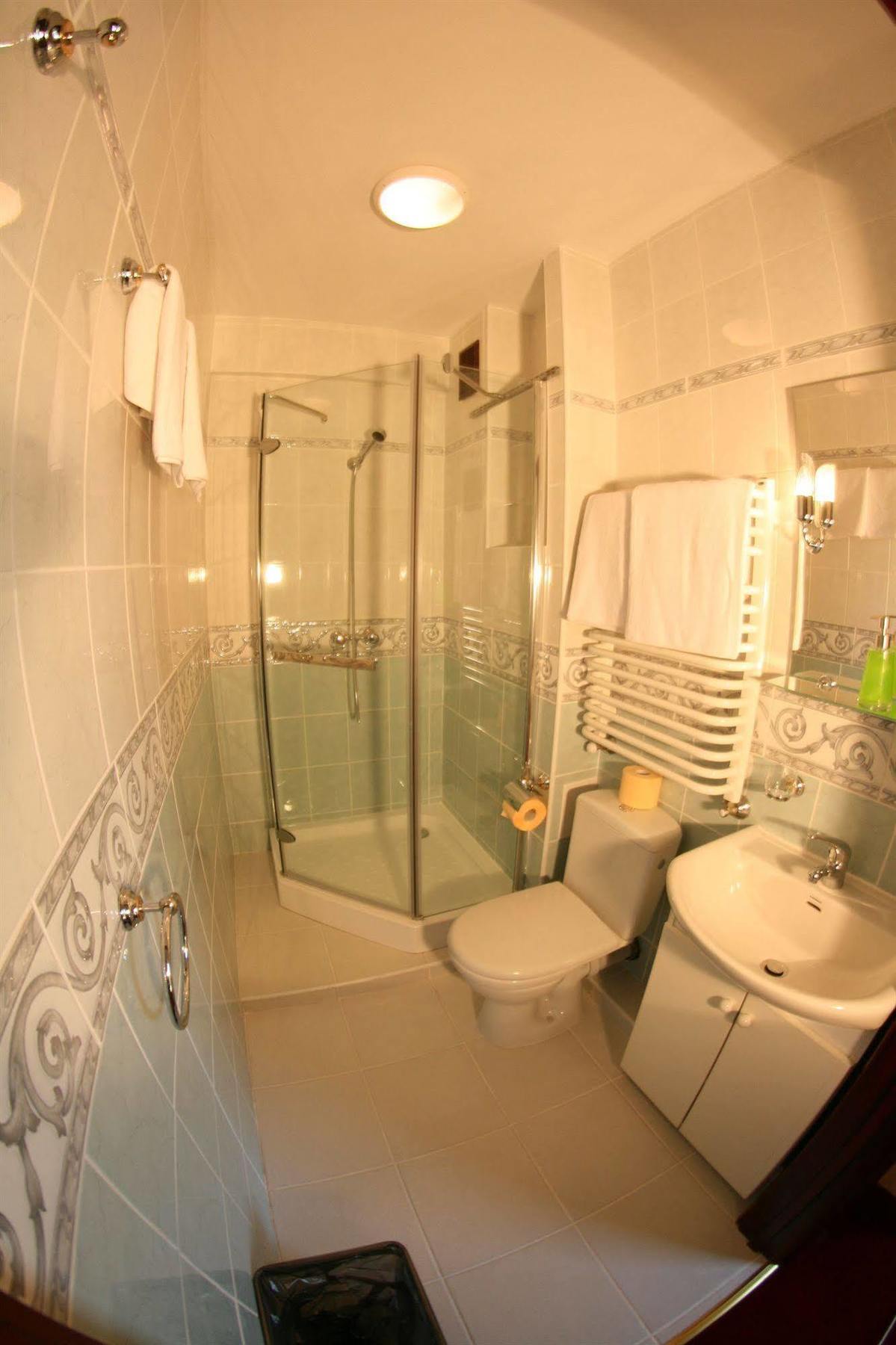 Daisy Superior Hotel Krakau Buitenkant foto
